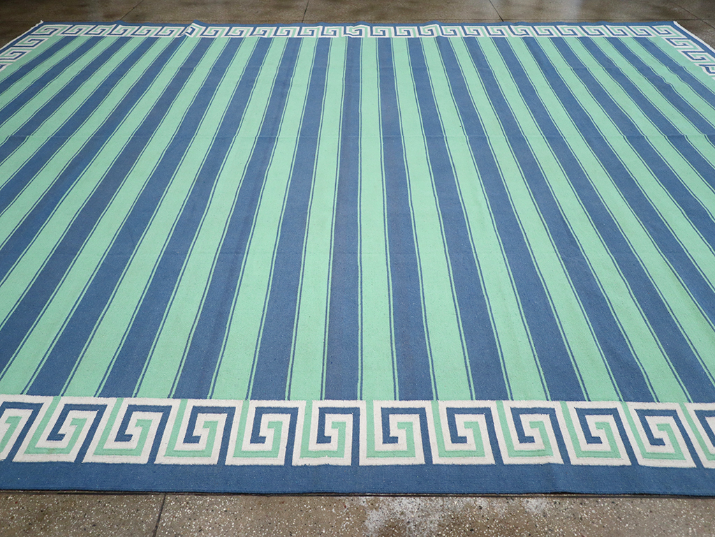 Modern Indian Flatweave Dhurrie Large Carpet, No.32621 - Staging