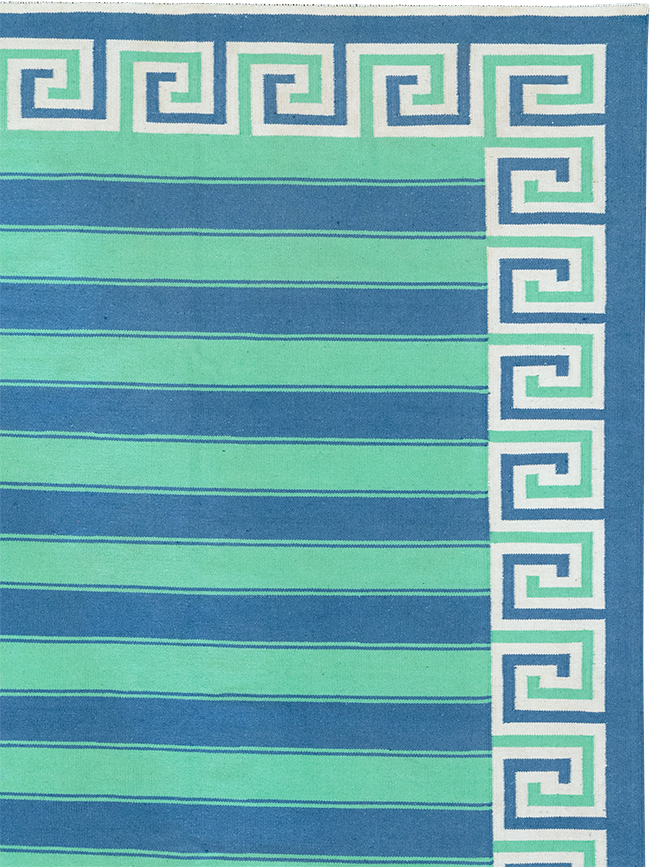 Modern Indian Flatweave Dhurrie Oversize Carpet, No.32625 - Staging