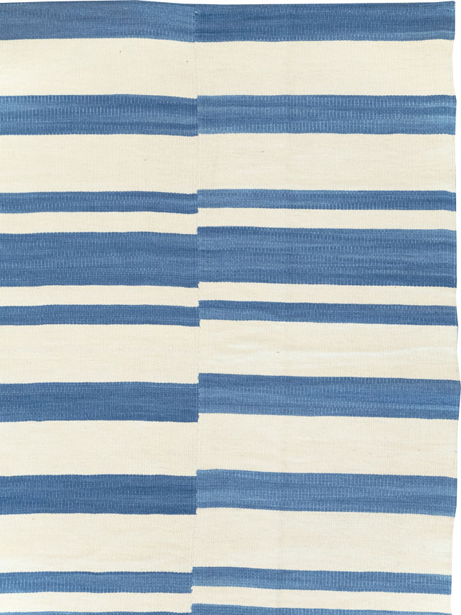 Modern Turkish Flatweave Room Size Carpet, No.32652 - Staging