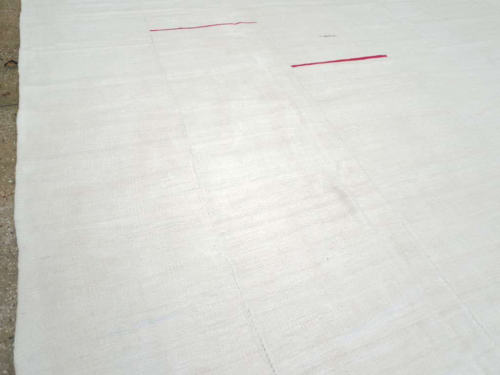 Vintage Turkish Flatweave Kilim Large Carpet, No.32659 - Staging