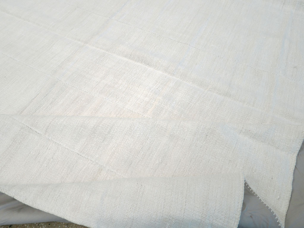 Vintage Turkish Flatweave Kilim Large Carpet, No.32659 - Staging