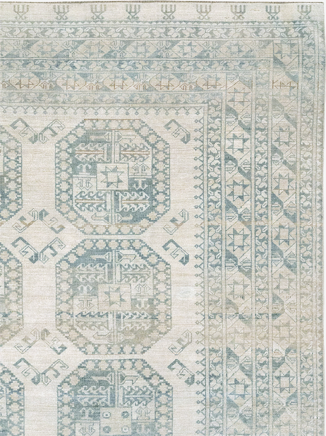Vintage Central Asian Turkoman Room Size Carpet, No.32661 - Staging