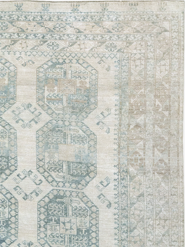 Vintage Central Asian Turkoman Room Size Carpet, No.32661 - Staging