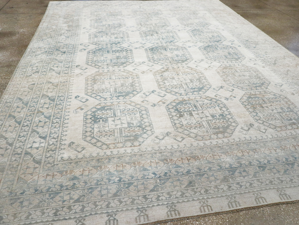 Vintage Central Asian Turkoman Room Size Carpet, No.32661 - Staging