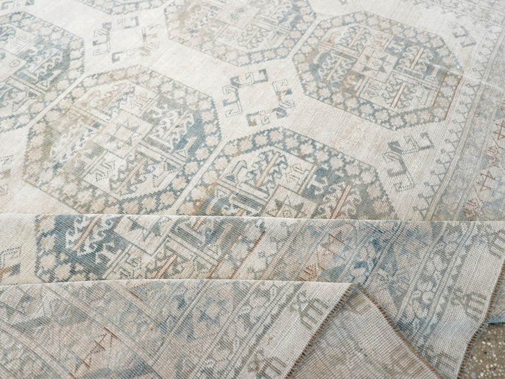 Vintage Central Asian Turkoman Room Size Carpet, No.32661 - Staging