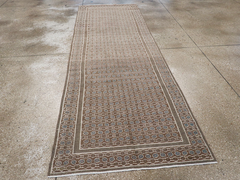 Vintage Persian Serab Runner, No.32685 - Staging