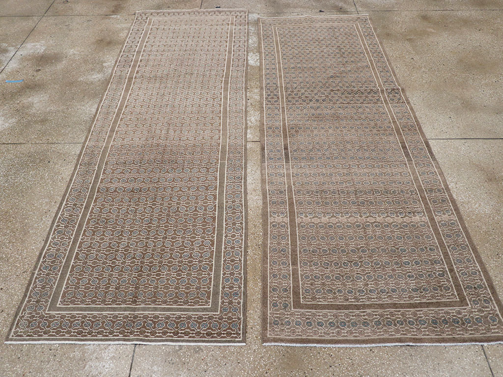 Vintage Persian Serab Runner, No.32685 - Staging