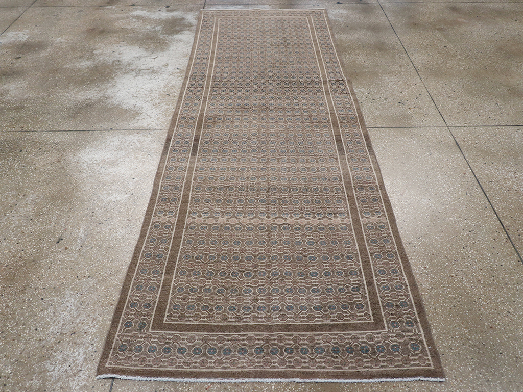 Vintage Persian Serab Runner, No.32695 - Staging