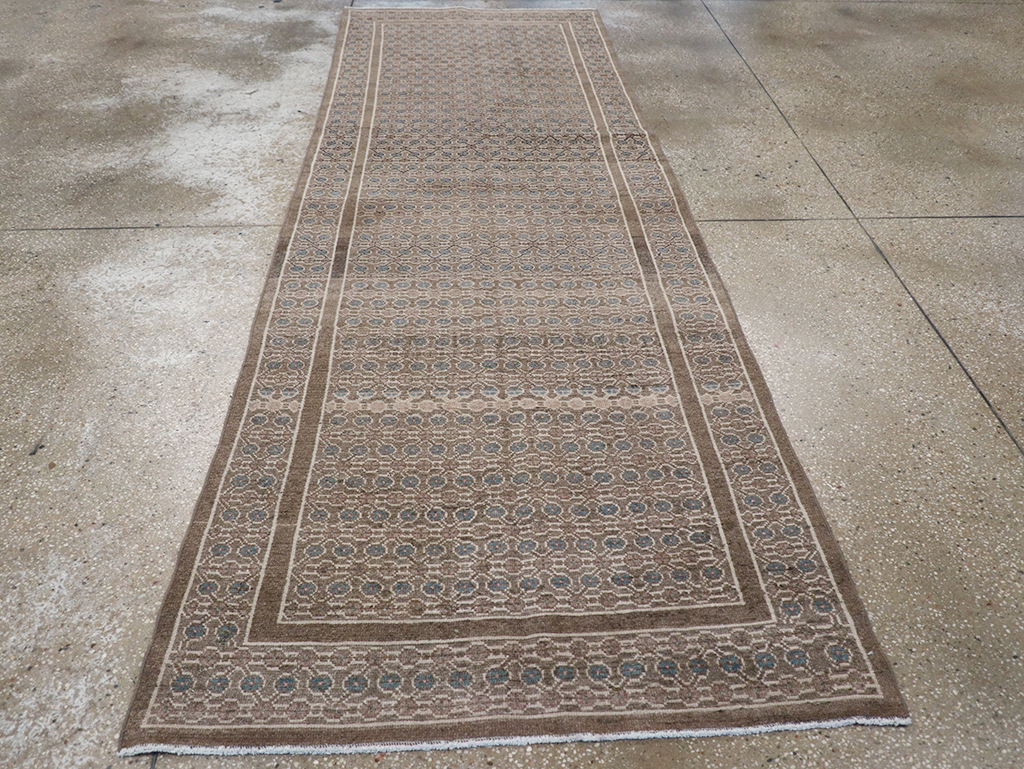 Vintage Persian Serab Runner, No.32695 - Staging