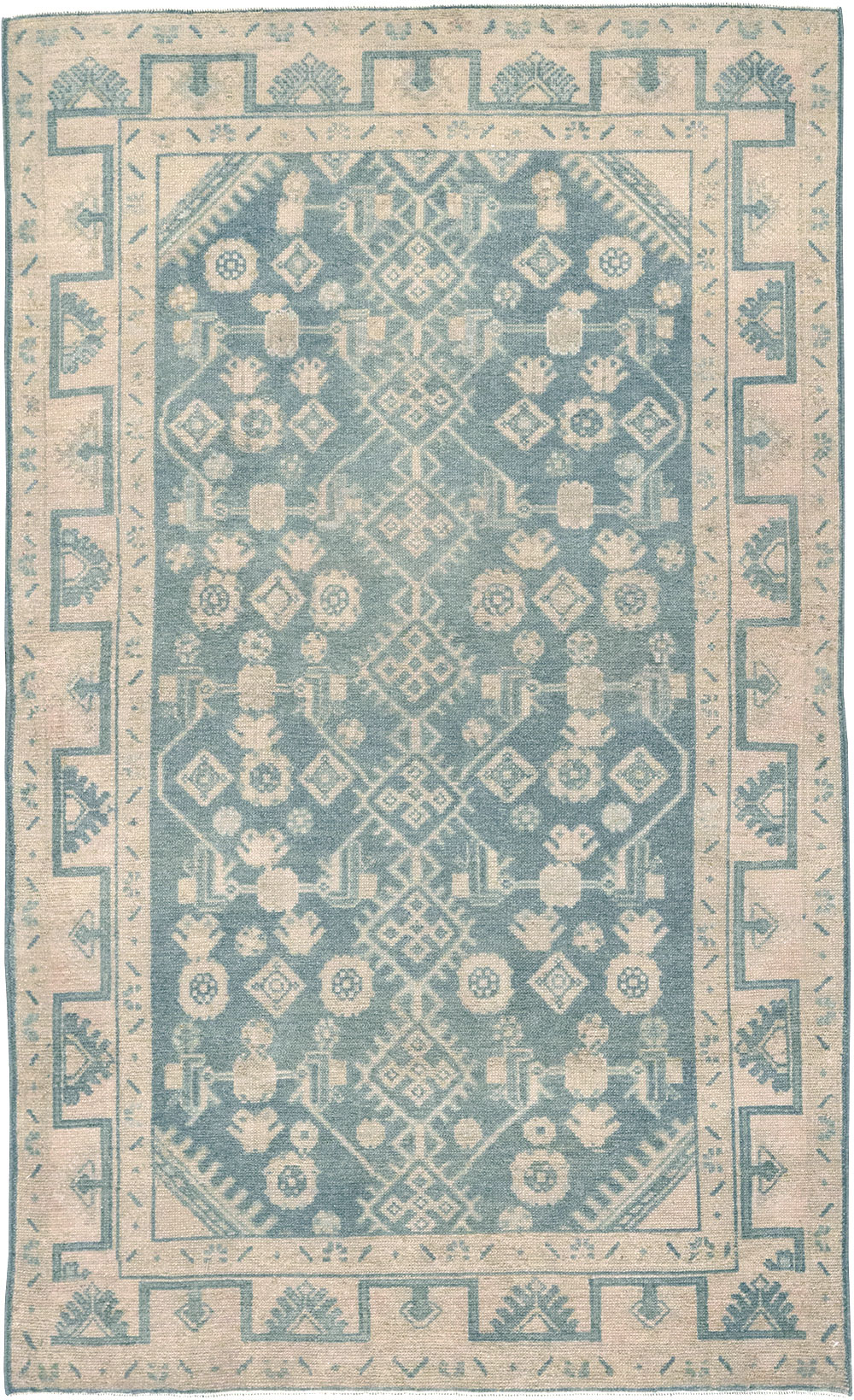 Vintage Persian Malayer Throw Rug, No.32801 - Staging