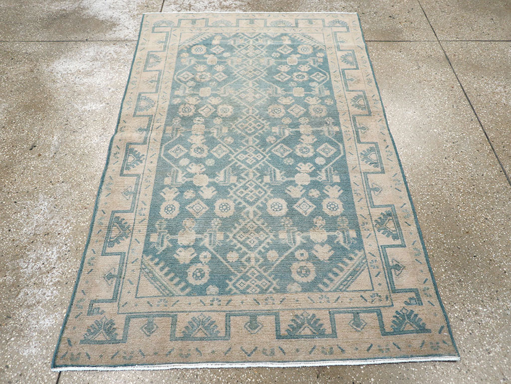 Vintage Persian Malayer Throw Rug, No.32801 - Staging