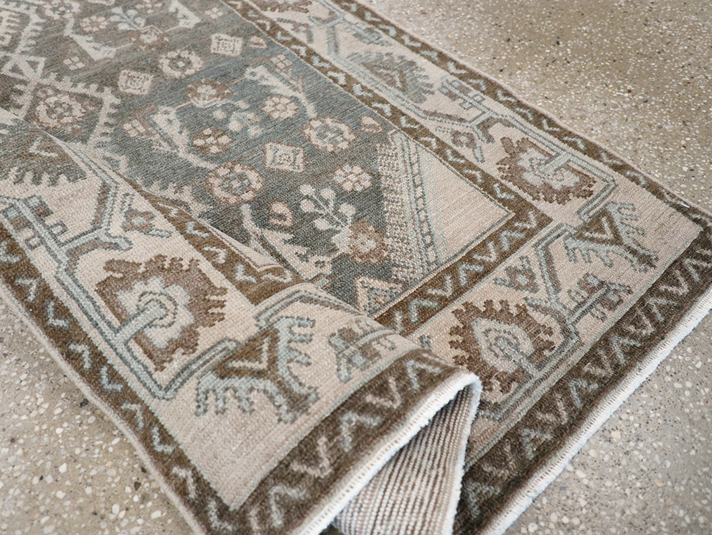 Vintage Persian Malayer Throw Rug, No.32812 - Staging