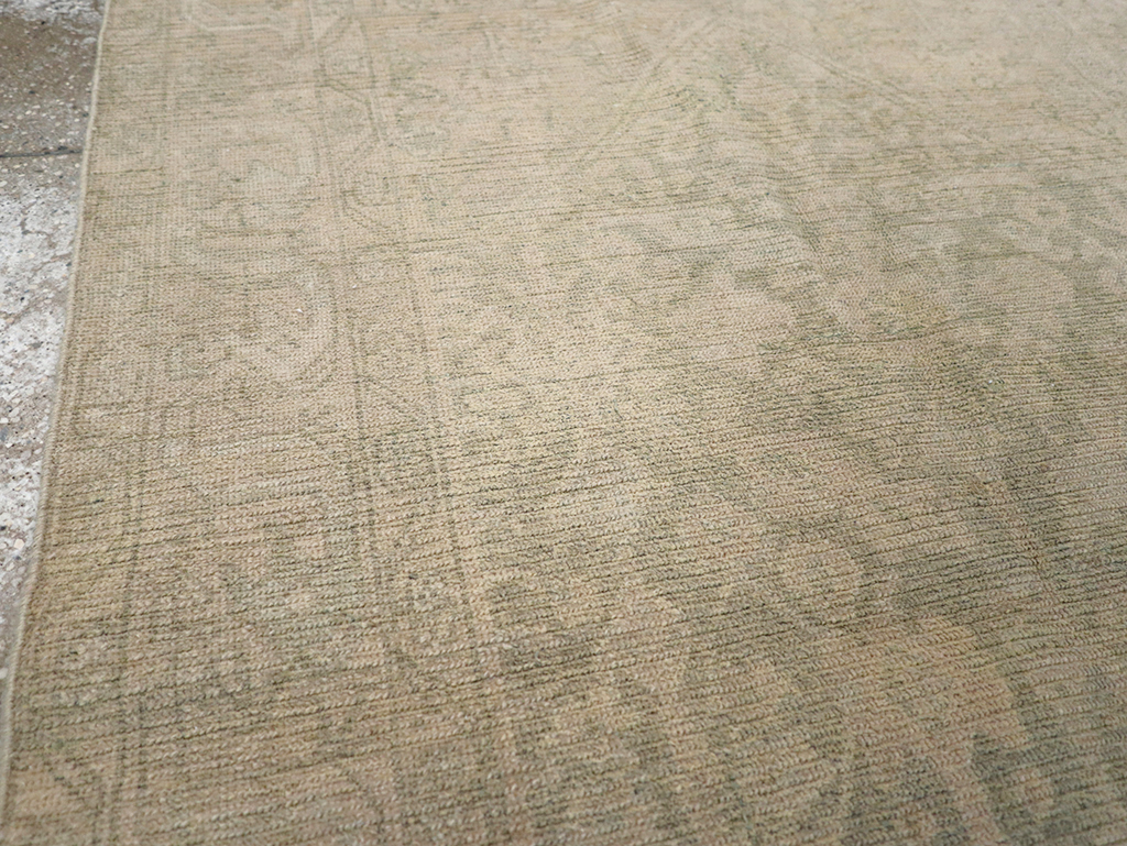 Vintage Persian Malayer Throw Rug, No.32846 - Staging