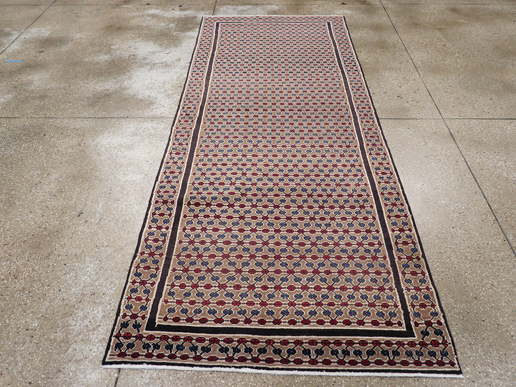 Vintage Persian Serab Runner, No.32860 - Staging