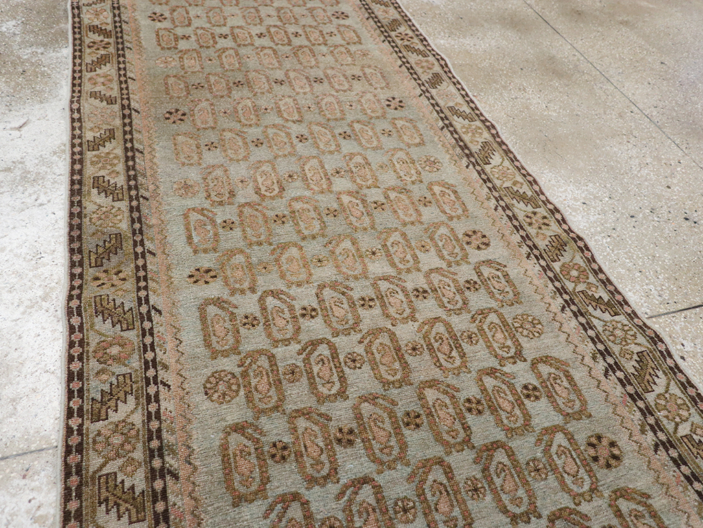 Vintage Perian Malayer Long Runner, No.32873 - Staging