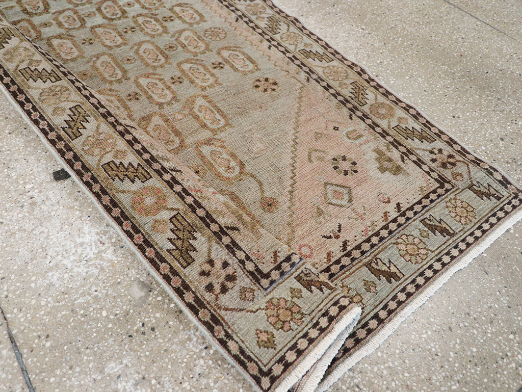 Vintage Perian Malayer Long Runner, No.32873 - Staging