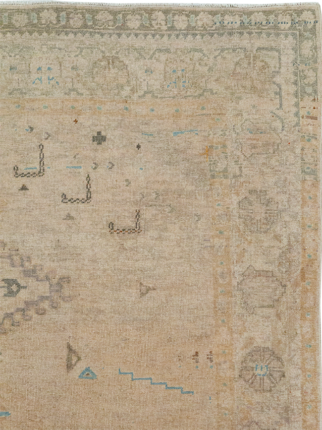 Vintage Persian Veece Accent Carpet, No.32904 - Staging