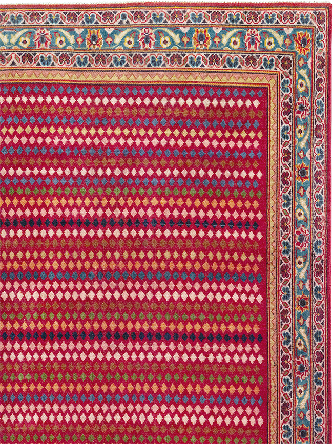 Vintage Persian Kashan Accent Rug, No.32905 - Staging
