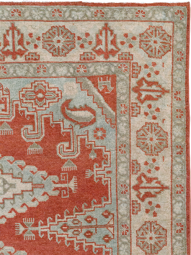 Vintage Persian Veece Accent Rug, No.32906 - Staging