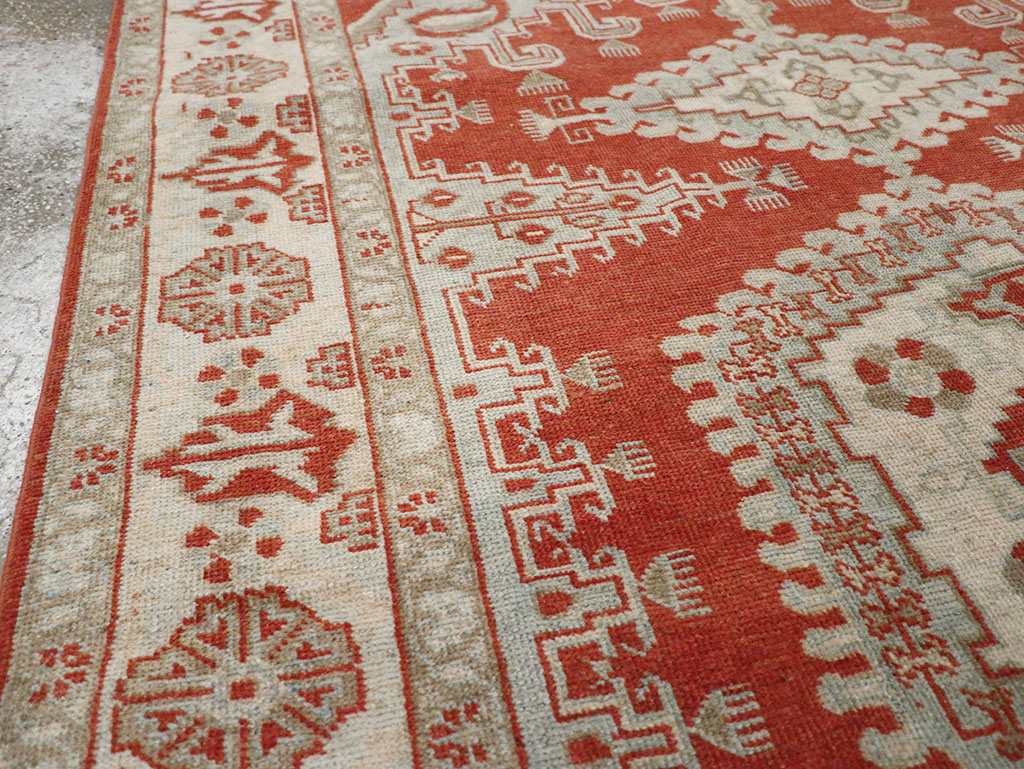 Vintage Persian Veece Accent Rug, No.32906 - Staging
