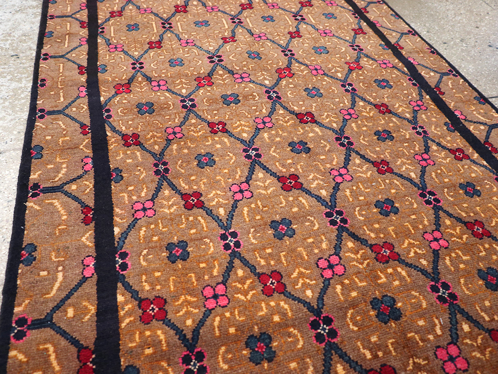 Vintage Persian Serab Gallery Rug, No.32909 - Staging