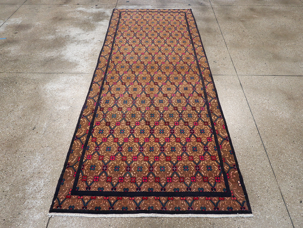 Vintage Persian Serab Runner, No.32910 - Staging