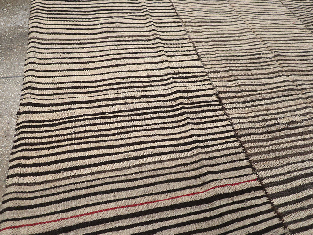 Vintage Persian Flatweave Kilim Room Size Carpet, No.32918 - Staging