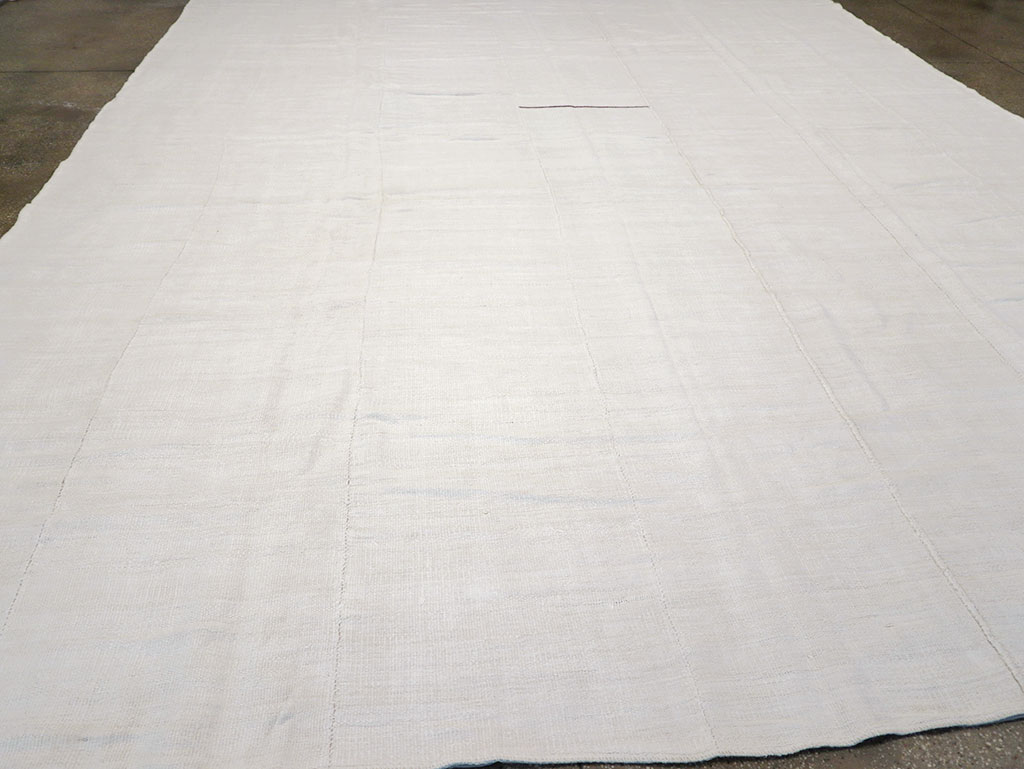 Vintage Turkish Flatweave Kilim Large Carpet, No.32919 - Staging