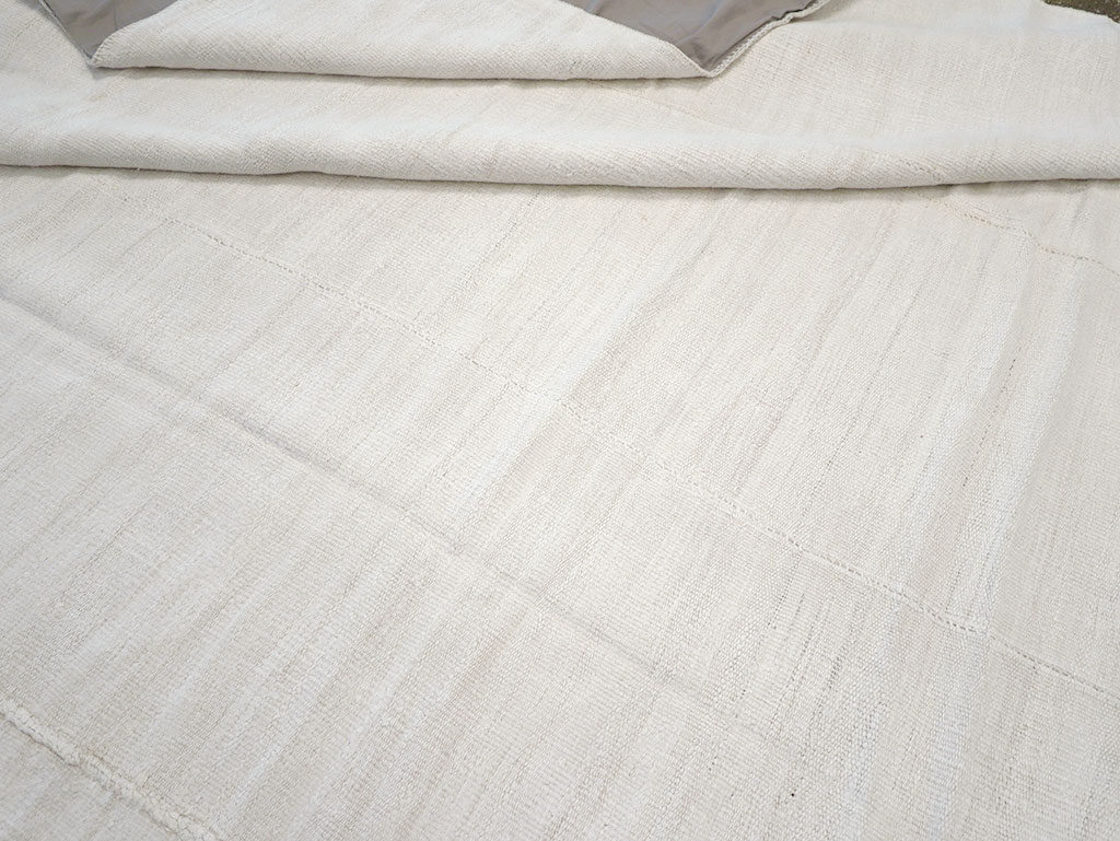 Vintage Turkish Flatweave Kilim Large Carpet, No.32919 - Staging