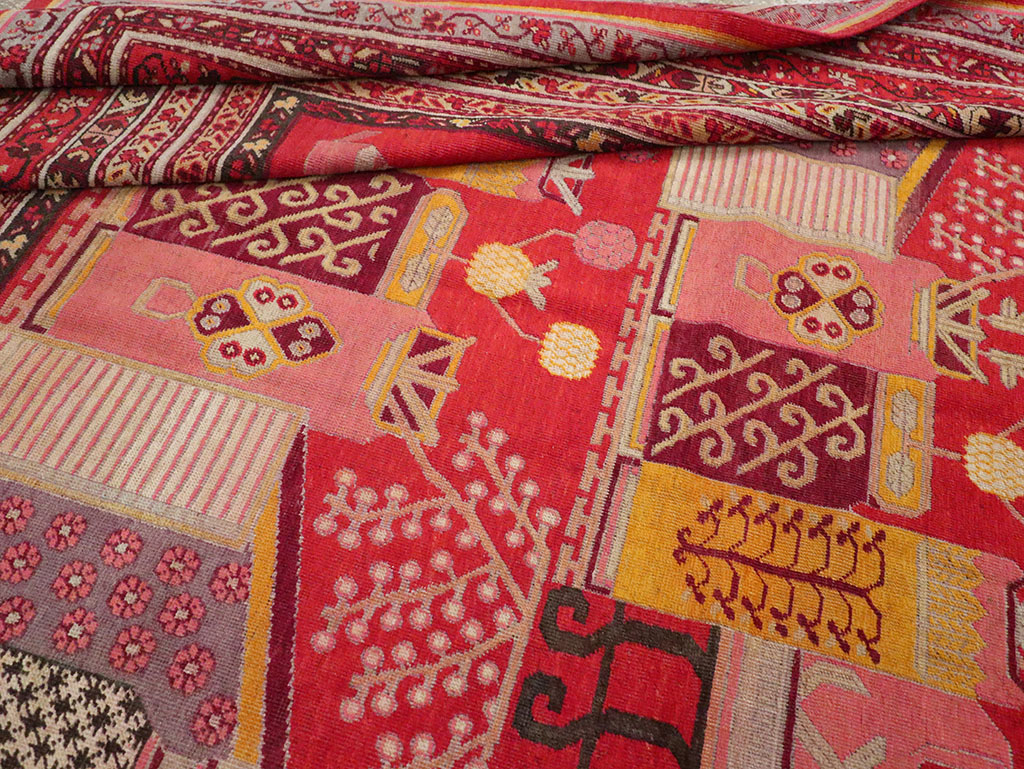 Antique East Turkestan Khotan Pictorial Room Size Carpet, No.32925 - Staging