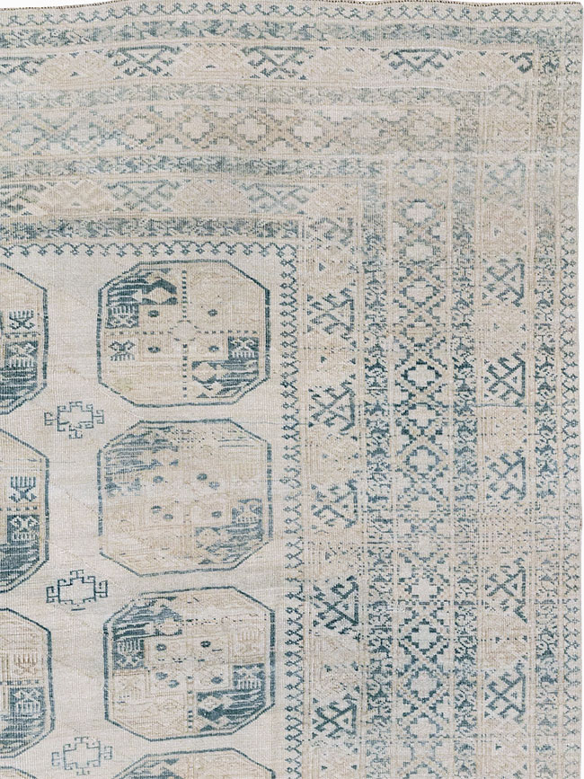 Vintage Central Asian Turkoman Room Size Carpet, No.32945 - Staging