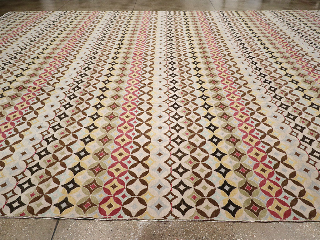 Contemporary Turkish Oversize Carpet, No.32952 - Staging