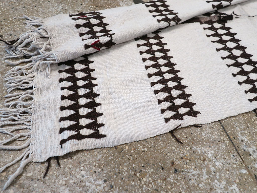 Vintage Mexican Poncho, No.32963 - Staging