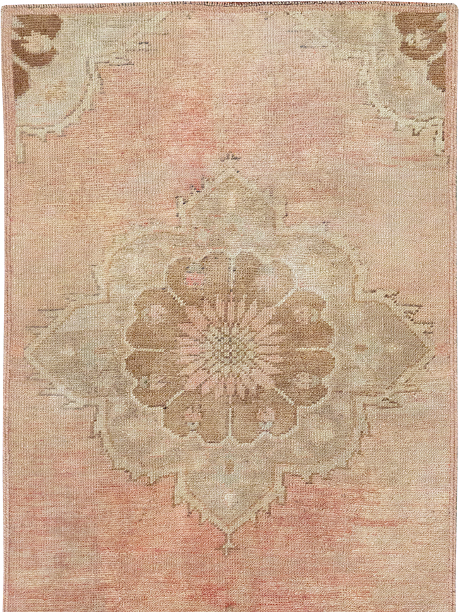 Vintage Turkish Anatolian Runner, No.32970 - Staging