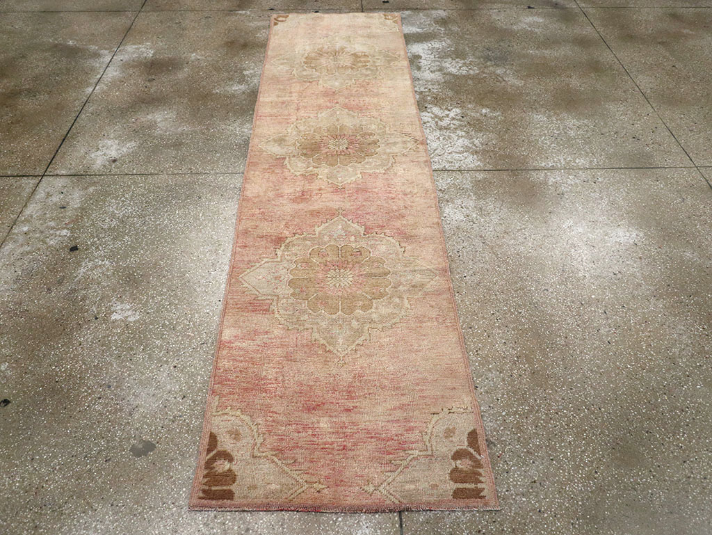 Vintage Turkish Anatolian Runner, No.32970 - Staging