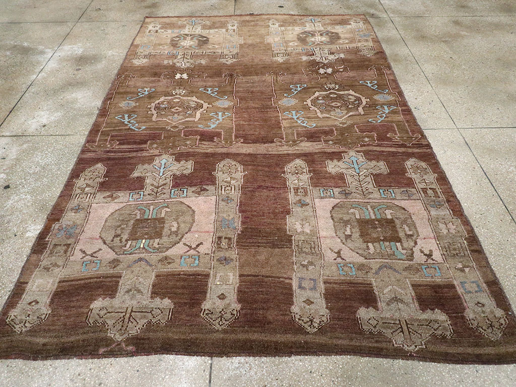 Vintage Turkish Anatolian Room Size Carpet, No.32974 - Staging