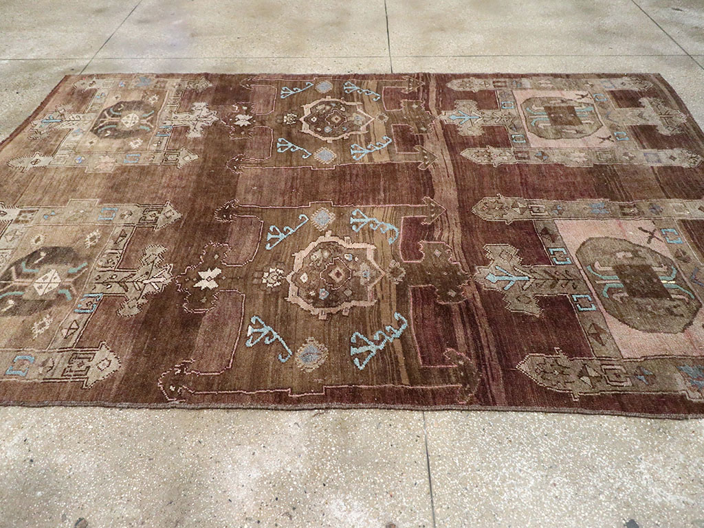 Vintage Turkish Anatolian Room Size Carpet, No.32974 - Staging