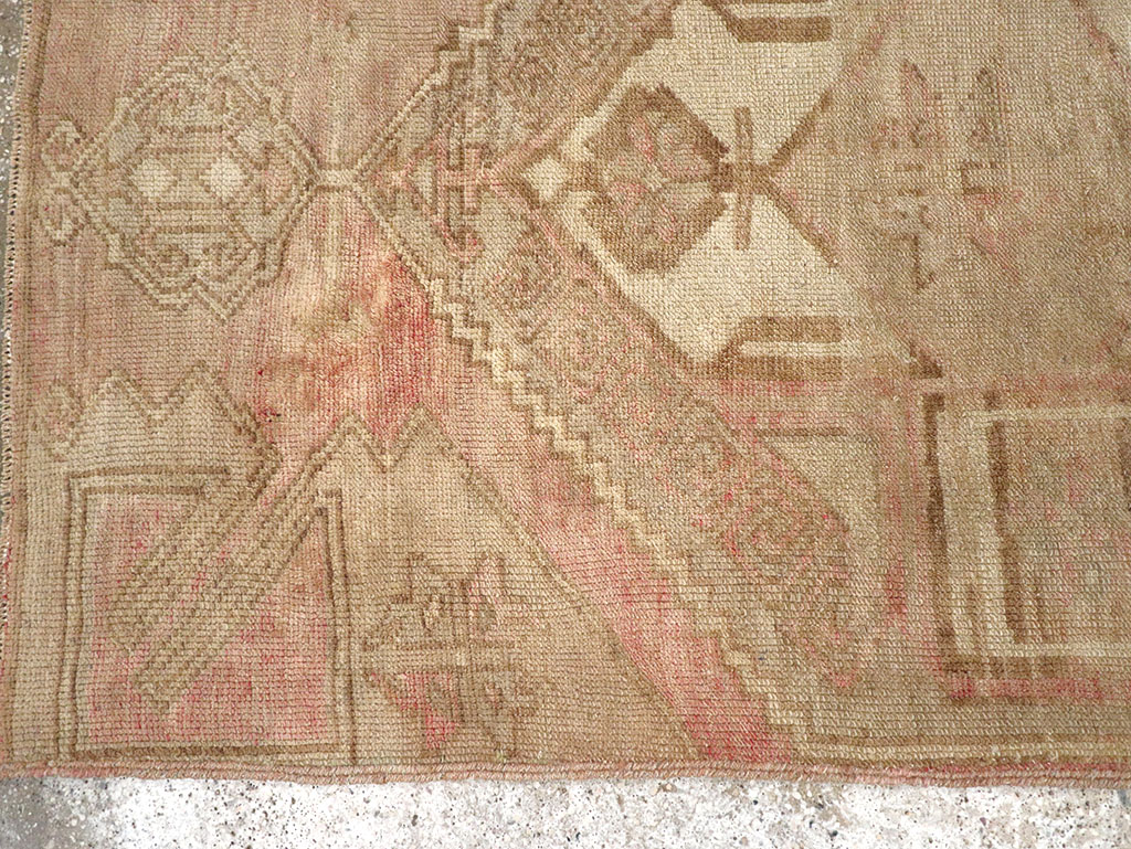 Vintage Turkish Anatolian Runner, No.32978 - Staging