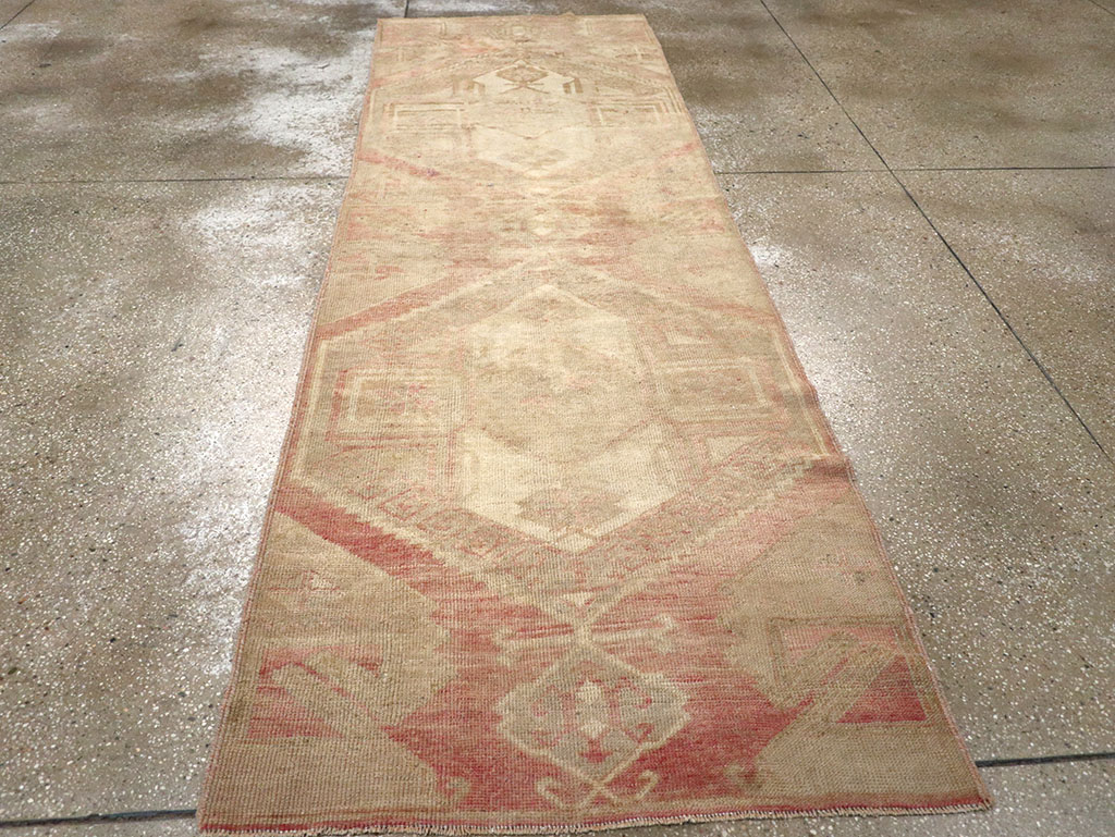 Vintage Turkish Anatolian Runner, No.32978 - Staging