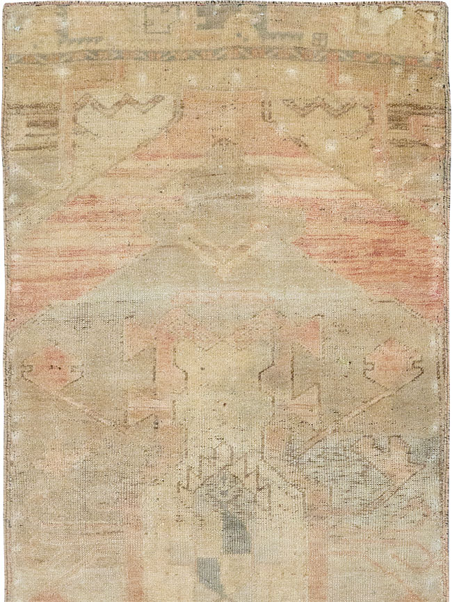 Vintage Turkish Anatolian Runner, No.32980 - Staging