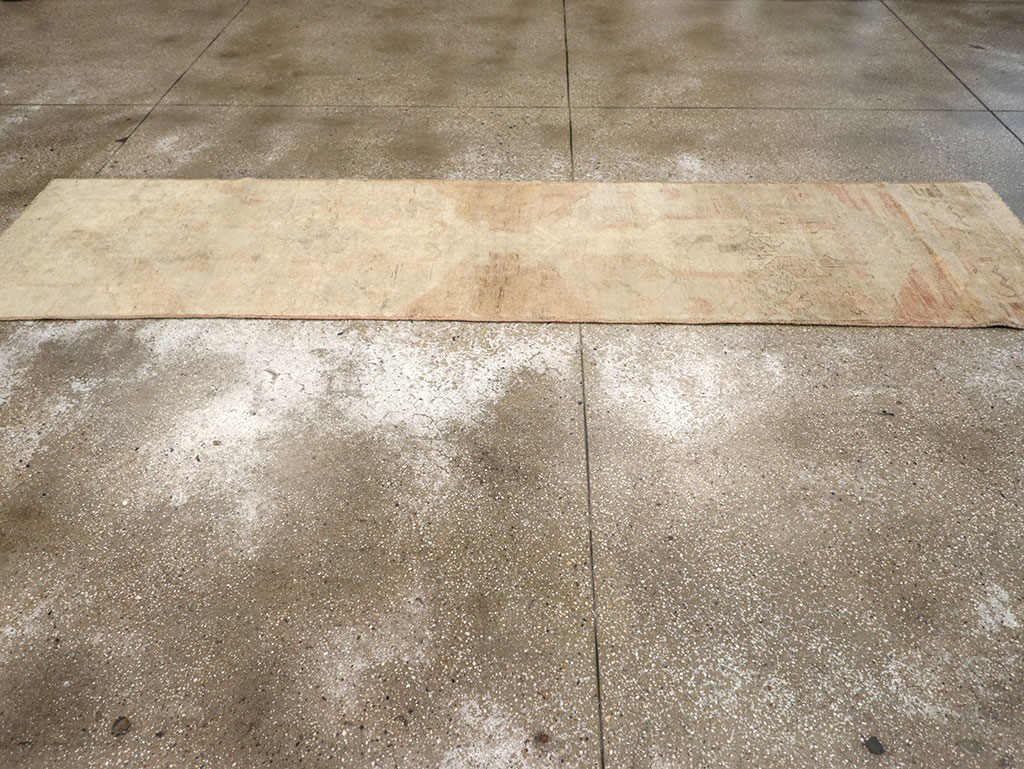 Vintage Turkish Anatolian Runner, No.32980 - Staging