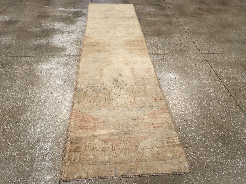 Vintage Turkish Anatolian Runner, No.32980 - Staging