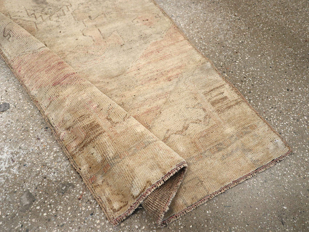 Vintage Turkish Anatolian Runner, No.32980 - Staging