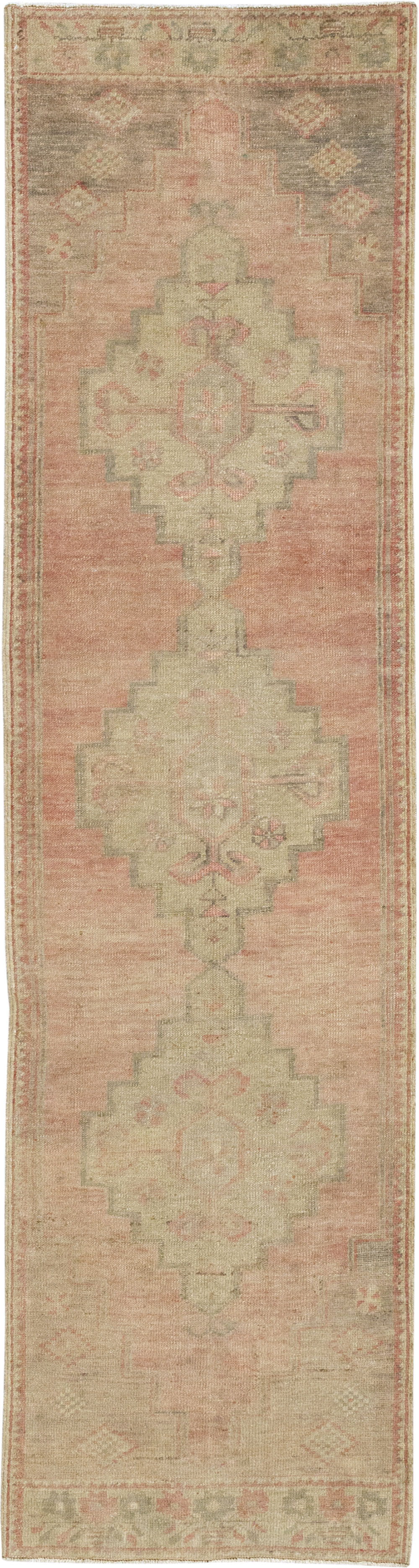 Vintage Turkish Anatolian Runner, No.32984 - Staging