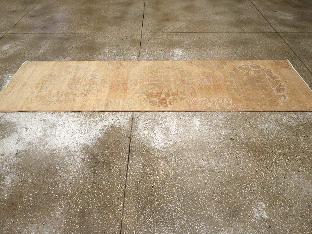 Vintage Turkish Anatolian Runner, No.32987 - Staging