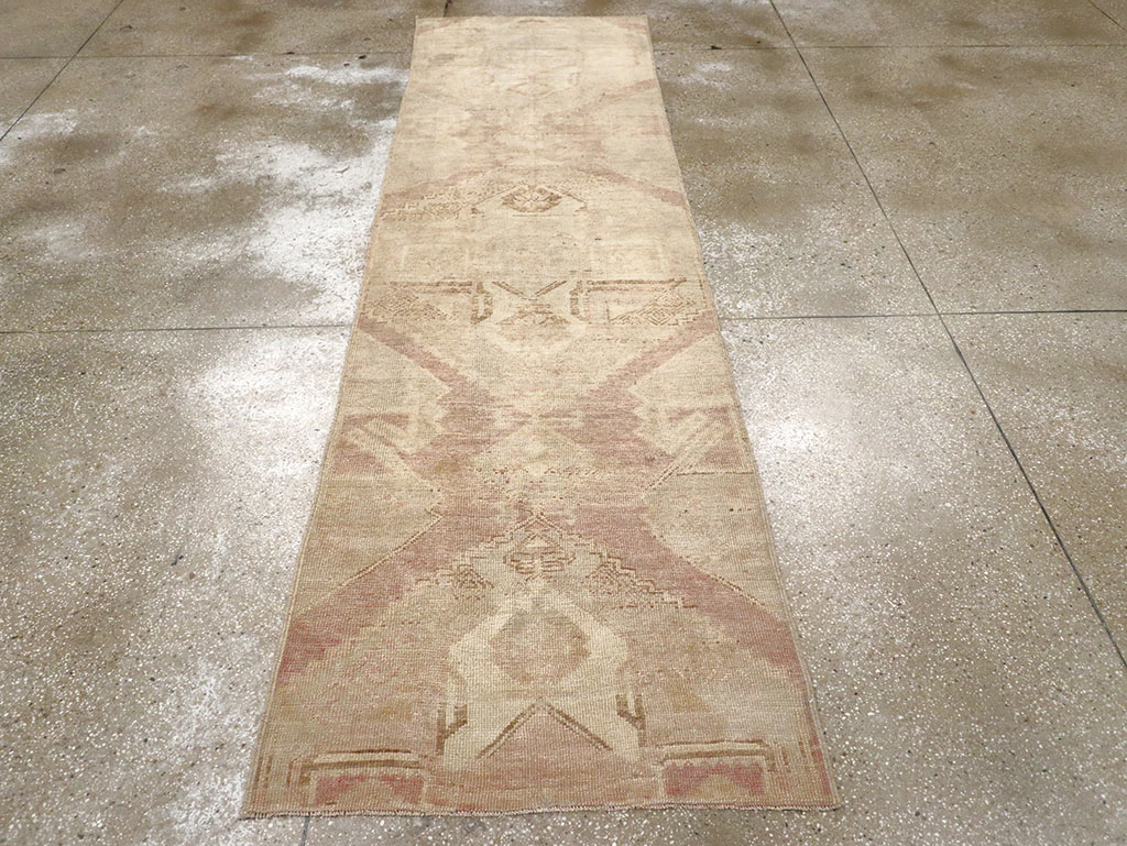 Vintage Turkish Anatolian Runner, No.32988 - Staging
