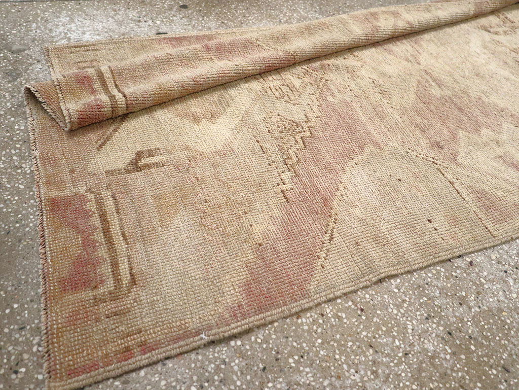 Vintage Turkish Anatolian Runner, No.32988 - Staging