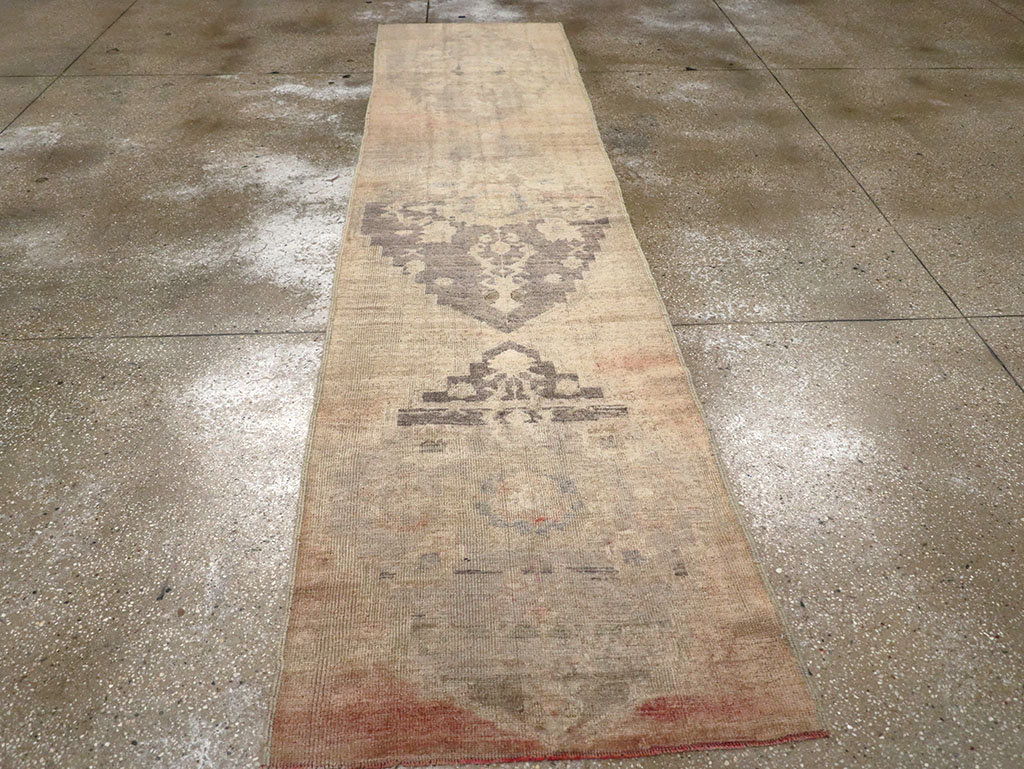 Vintage Turkish Anatolian Runner, No.32991 - Staging