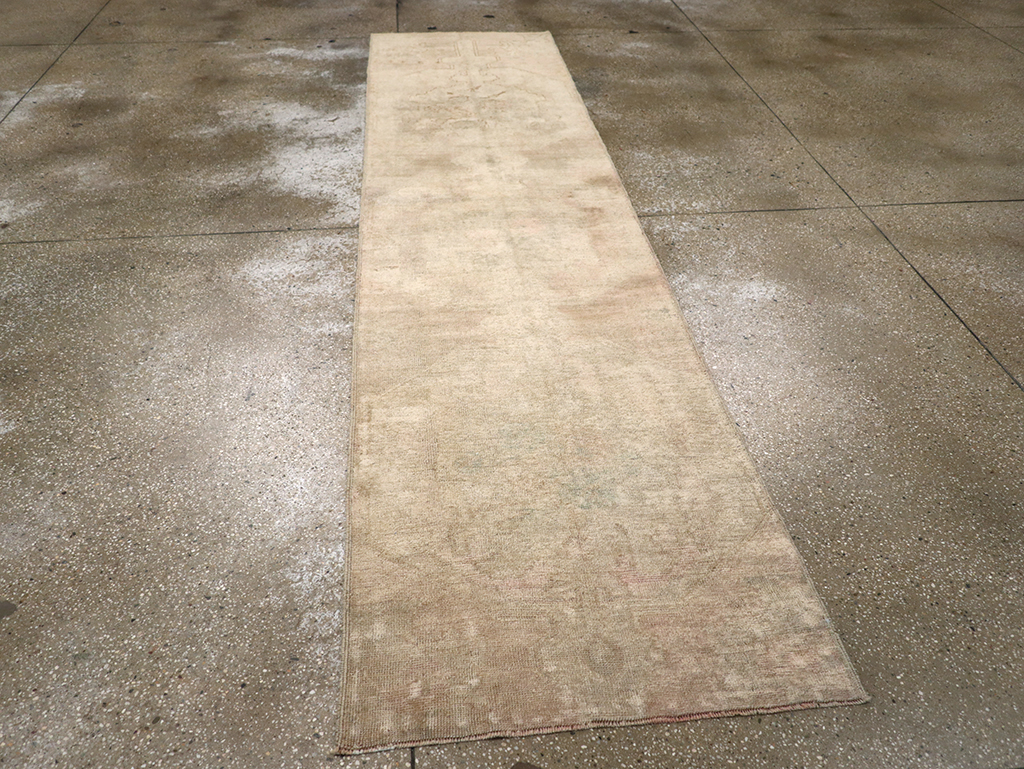 Vintage Turkish Anatolian Runner, No.32992 - Staging