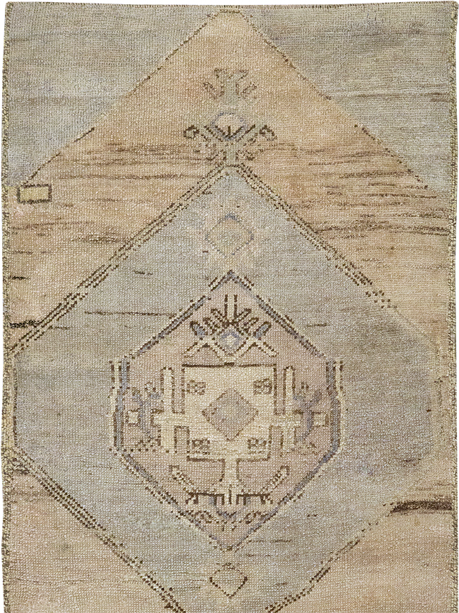 Vintage Turkish Anatolian Runner, No.32993 - Staging